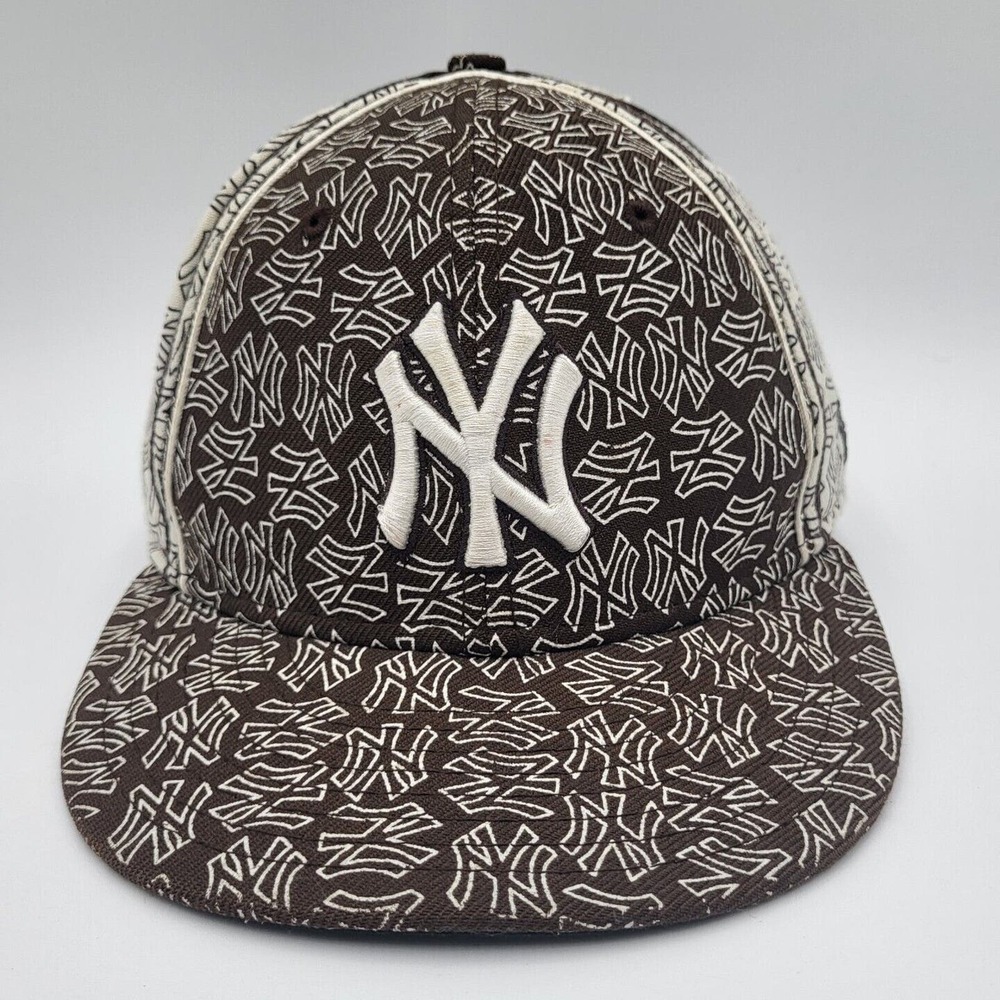 New Era 59Fifty New York Yankees All Over Print Fitted Hat Cap Size 7 3/4 Mens